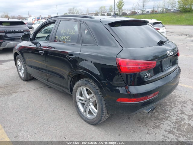 WA1ECCFSXJR034753 Audi Q3