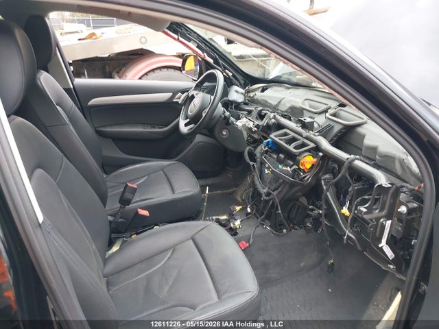 WA1ECCFSXJR034753 Audi Q3