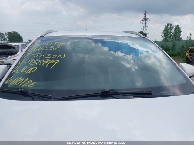 2017 Hyundai Tucson Premium მანქანა იყიდება აუქციონზე, vin: KM8J33A42HU438999, აუქციონის ნომერი: 12611232