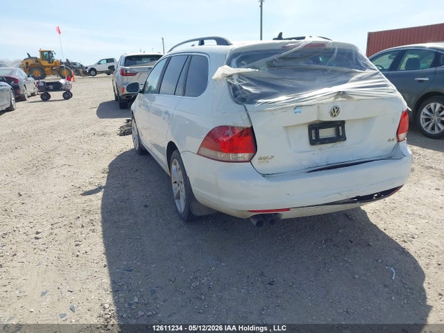 12611234 :رقم المزاد ، 3VWPX7AJ3EM627609 vin ، 2014 Volkswagen Golf 2.5l Trendline مزاد بيع