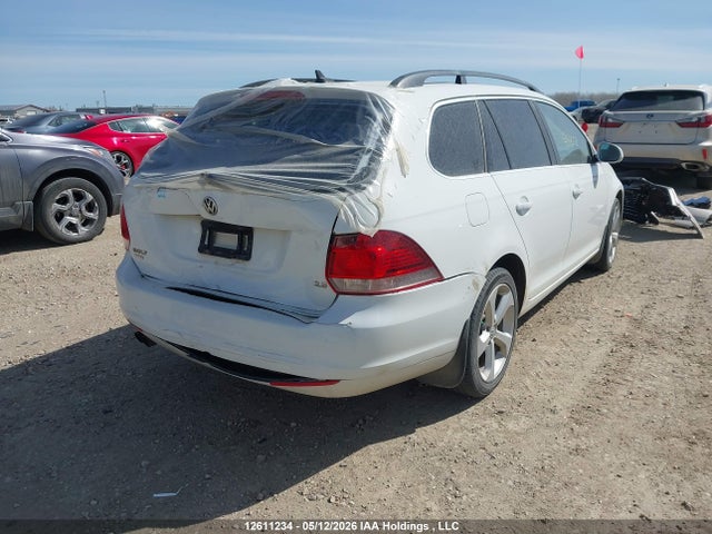 12611234 :رقم المزاد ، 3VWPX7AJ3EM627609 vin ، 2014 Volkswagen Golf 2.5l Trendline مزاد بيع