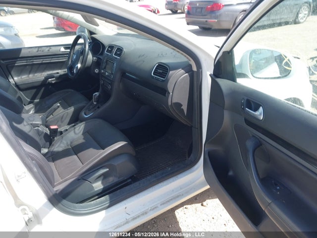 12611234 :رقم المزاد ، 3VWPX7AJ3EM627609 vin ، 2014 Volkswagen Golf 2.5l Trendline مزاد بيع