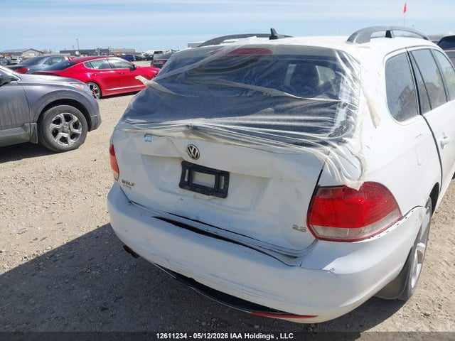 12611234 :رقم المزاد ، 3VWPX7AJ3EM627609 vin ، 2014 Volkswagen Golf 2.5l Trendline مزاد بيع
