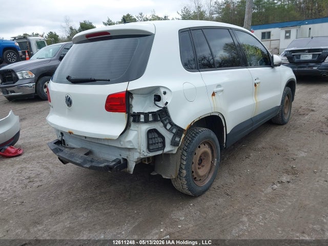 WVGJV7AX0FW595833 Volkswagen Tiguan Comfortline/highline/special Edition/trendline