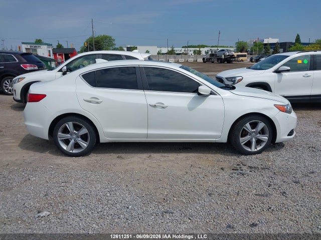 12611251 :رقم المزاد ، 19VDE1F79DE404403 vin ، 2013 Acura Ilx مزاد بيع