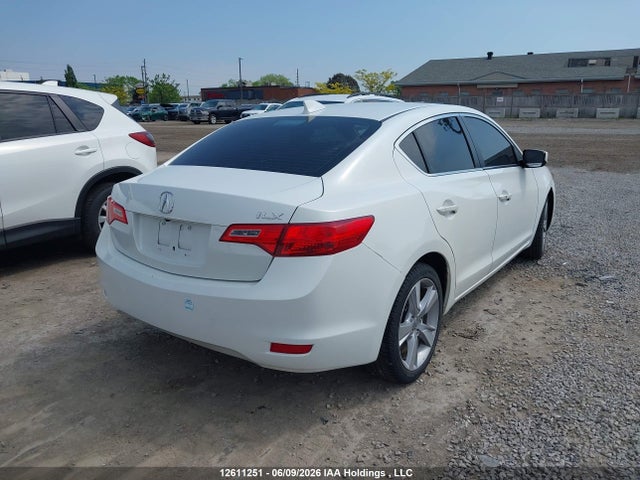 12611251 :رقم المزاد ، 19VDE1F79DE404403 vin ، 2013 Acura Ilx مزاد بيع