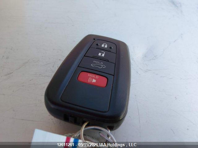 2T3P1RFV1LW121820 Toyota Rav4 Xle/xle Premium