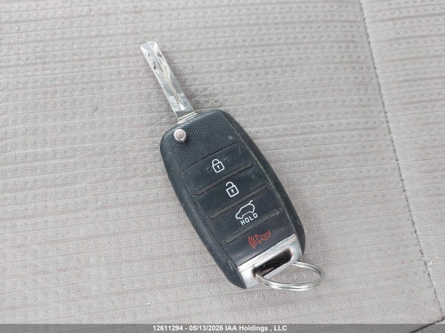 KNDMB5C14K6453132 KIA Sedona Lx/lx+