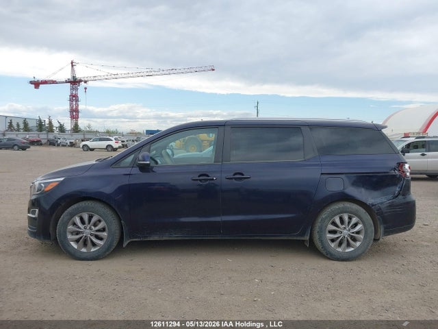 KNDMB5C14K6453132 KIA Sedona Lx/lx+
