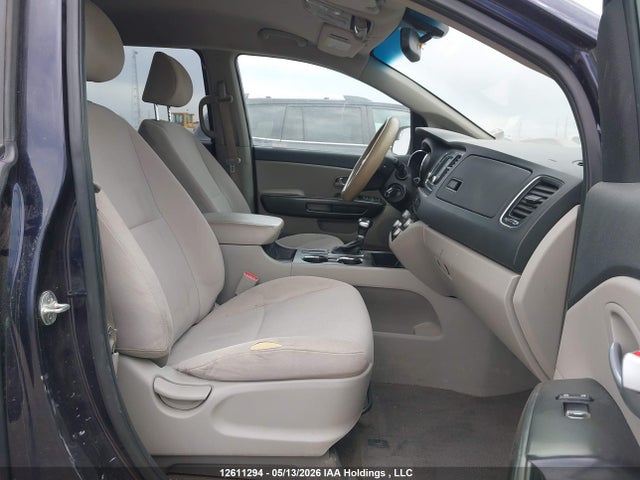 KNDMB5C14K6453132 KIA Sedona Lx/lx+