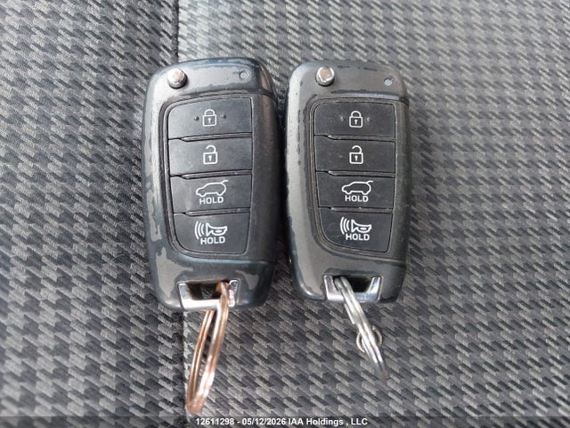 KM8K12AA7JU076359 Hyundai Kona Se