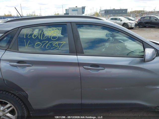 KM8K12AA7JU076359 Hyundai Kona Se
