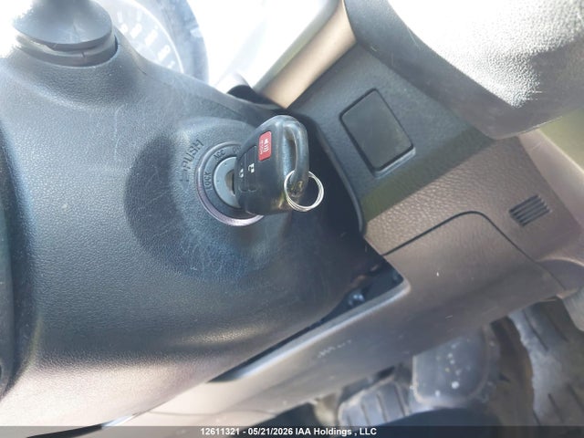 Toyota RAV4 LE 2015 2T3ZFREV4FW134142 Image 11