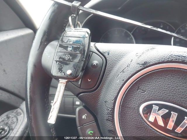 Продаж на аукціоні авто 2016 Kia Rondo Lx/lx Value, vin: KNAHT8A35G7128931, номер лоту: 12611337