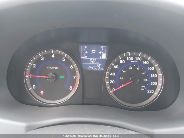 12611338 :رقم المزاد ، KMHCT4AE9HU328815 vin ، 2017 Hyundai Accent مزاد بيع