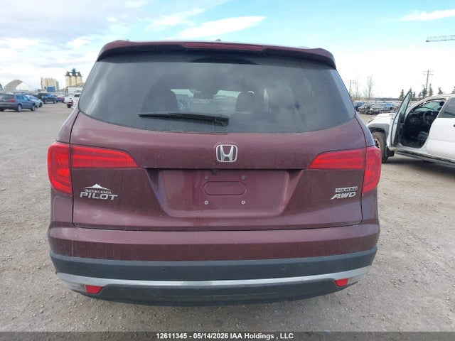 12611345 :رقم المزاد ، 5FNYF6H94JB504643 vin ، 2018 Honda Pilot Touring مزاد بيع