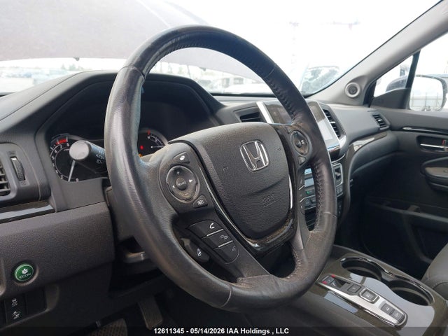 12611345 :رقم المزاد ، 5FNYF6H94JB504643 vin ، 2018 Honda Pilot Touring مزاد بيع