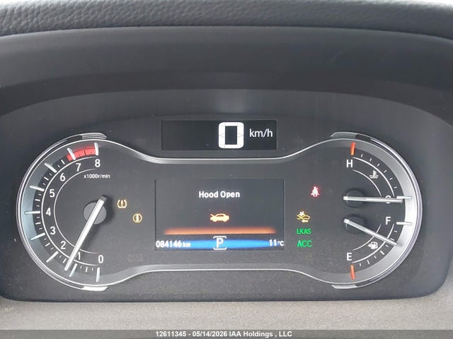 12611345 :رقم المزاد ، 5FNYF6H94JB504643 vin ، 2018 Honda Pilot Touring مزاد بيع