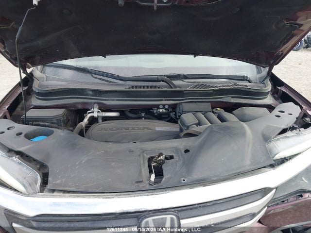 12611345 :رقم المزاد ، 5FNYF6H94JB504643 vin ، 2018 Honda Pilot Touring مزاد بيع