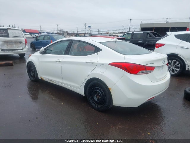 2013 Hyundai Elantra Gls მანქანა იყიდება აუქციონზე, vin: 5NPDH4AE4DH321530, აუქციონის ნომერი: 12601133