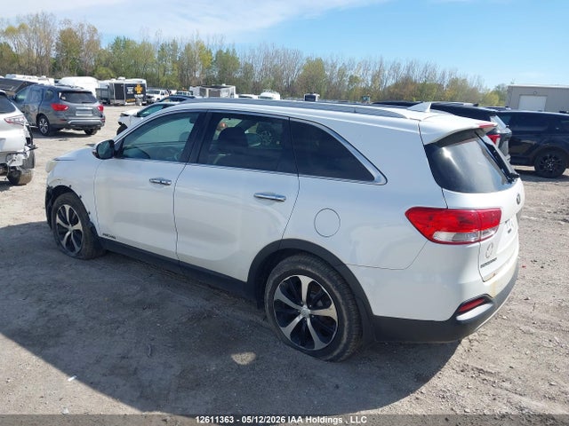 5XYPHDA50HG297236 KIA Sorento