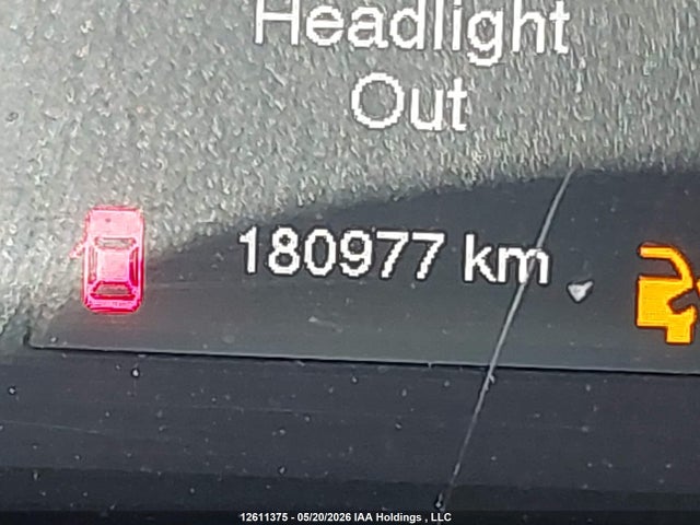 1C4PJMAS4FW772817 Jeep Cherokee Sport