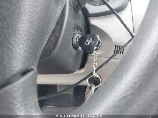 12611419 :رقم المزاد ، 2T1BU4EE0CC833106 vin ، 2012 Toyota Corolla مزاد بيع