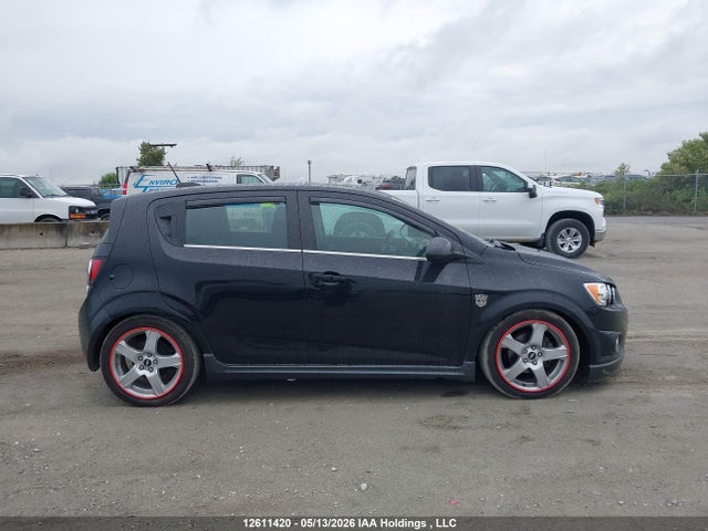 1G1JC6SB6G4129675 Chevrolet SONIC LT