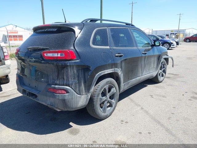 1C4PJMAX1JD593392 Jeep Cherokee Sport