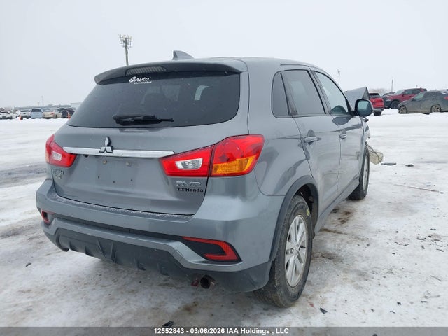 12552843 :رقم المزاد ، JA4AJ3AU2KU605048 vin ، 2019 Mitsubishi Rvr مزاد بيع