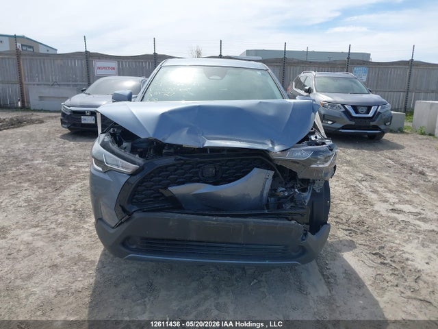 7MUCAAAG4RV100968 Toyota Corolla Cross Le