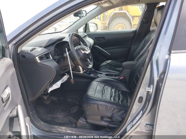 7MUCAAAG4RV100968 Toyota Corolla Cross Le