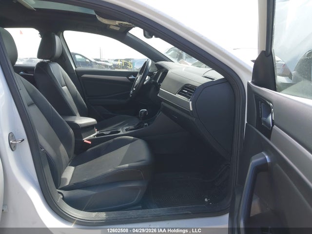 3VWE57BUXMM076647 Volkswagen Jetta Highline