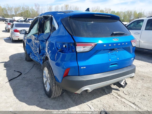 Ford ESCAPE SE 2020 1FMCU9G60LUA60420 Image 3