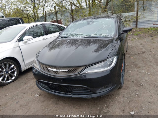 12611438 :رقم المزاد ، 1C3CCCBG0GN180713 vin ، 2016 Chrysler 200 S مزاد بيع