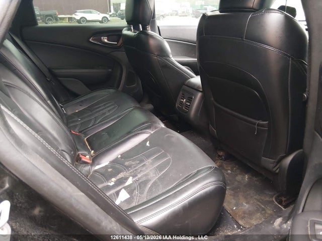 12611438 :رقم المزاد ، 1C3CCCBG0GN180713 vin ، 2016 Chrysler 200 S مزاد بيع