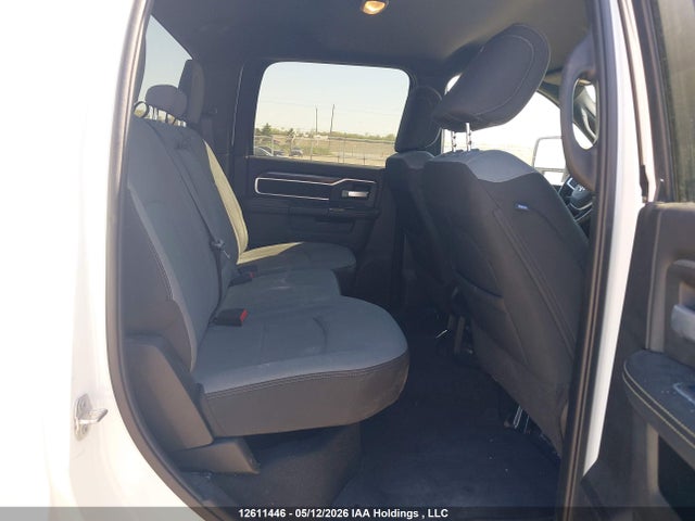 12611446 :رقم المزاد ، 3C63R3DL4RG409806 vin ، 2024 Ram 3500 Big Horn مزاد بيع
