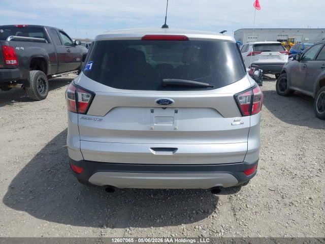 1FMCU9GD8HUC29704 Ford ESCAPE SE