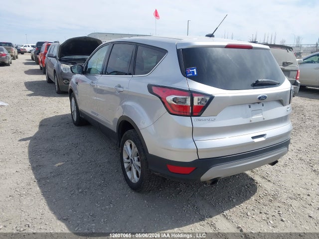 1FMCU9GD8HUC29704 Ford ESCAPE SE