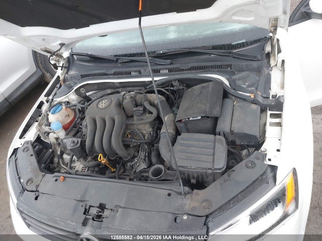 2012 Volkswagen Jetta 2.0l Comfortline მანქანა იყიდება აუქციონზე, vin: 3VWDK7AJ3CM301548, აუქციონის ნომერი: 12585582