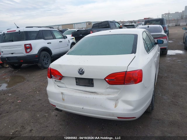 2012 Volkswagen Jetta 2.0l Comfortline მანქანა იყიდება აუქციონზე, vin: 3VWDK7AJ3CM301548, აუქციონის ნომერი: 12585582