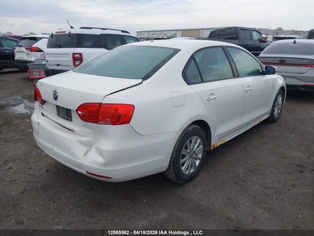 2012 Volkswagen Jetta 2.0l Comfortline მანქანა იყიდება აუქციონზე, vin: 3VWDK7AJ3CM301548, აუქციონის ნომერი: 12585582