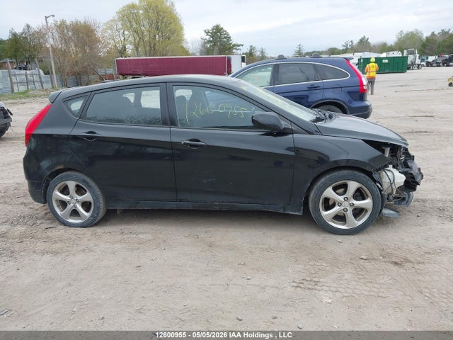 KMHCT5AE4FU233808 Hyundai ACCENT GL
