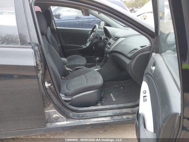 KMHCT5AE4FU233808 Hyundai ACCENT GL