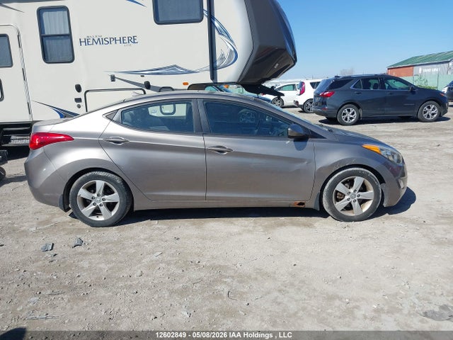 Продажа на аукционе авто 2012 Hyundai Elantra Gls, vin: 5NPDH4AE4CH071740, номер лота: 12602849