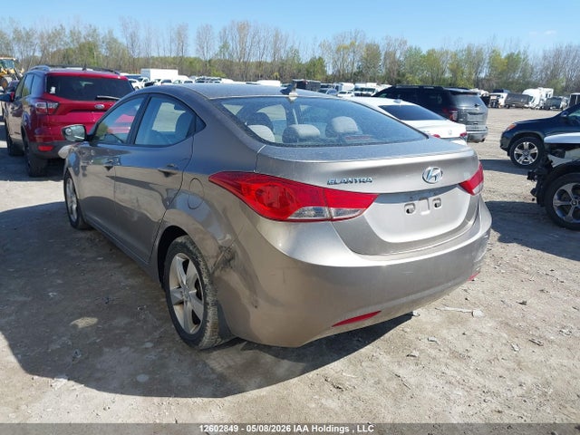 Продажа на аукционе авто 2012 Hyundai Elantra Gls, vin: 5NPDH4AE4CH071740, номер лота: 12602849