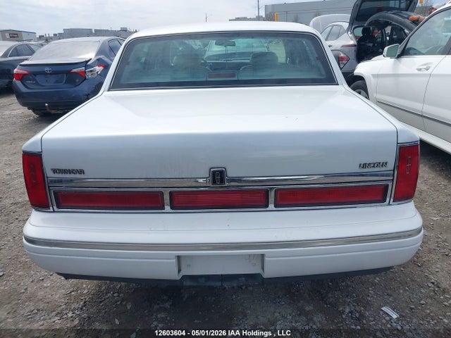 Продажа на аукционе авто 1996 Lincoln Town Car Sgn/dmnd Anv/cypress/jn, vin: 1LNLM82W7TY725307, номер лота: 12603604