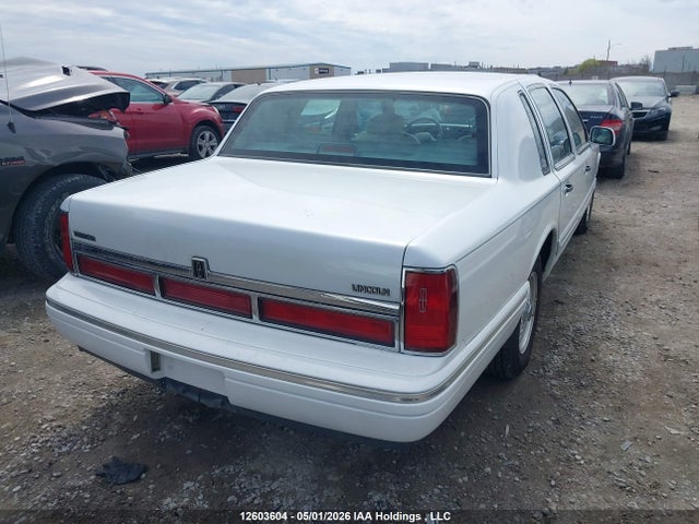 Продажа на аукционе авто 1996 Lincoln Town Car Sgn/dmnd Anv/cypress/jn, vin: 1LNLM82W7TY725307, номер лота: 12603604
