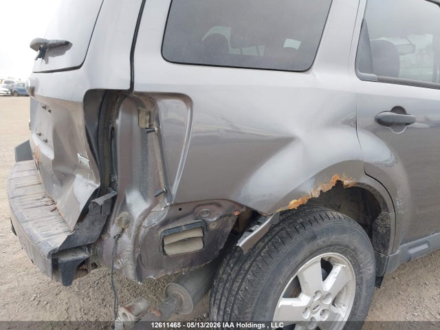 2010 Ford Escape Xlt მანქანა იყიდება აუქციონზე, vin: 1FMCU9DG9AKD23266, აუქციონის ნომერი: 12611465