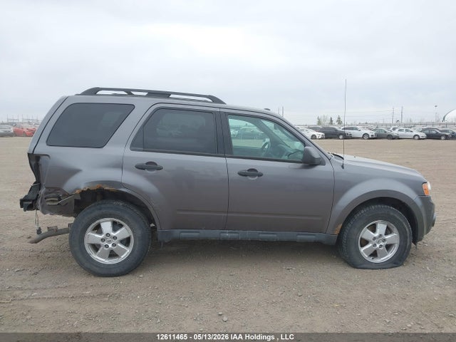 2010 Ford Escape Xlt მანქანა იყიდება აუქციონზე, vin: 1FMCU9DG9AKD23266, აუქციონის ნომერი: 12611465